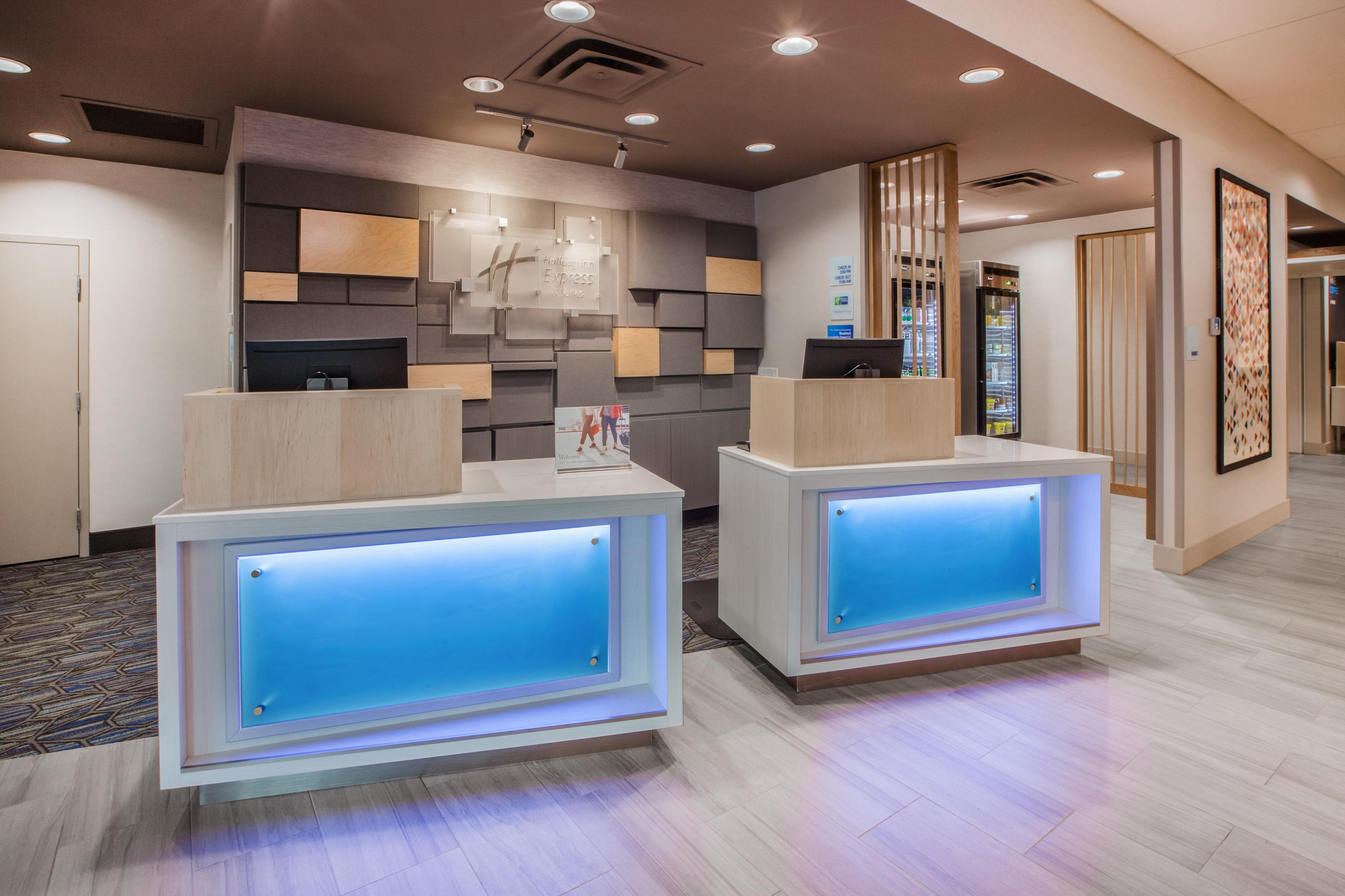 Holiday Inn Express & Suites - Kingfisher, An Ihg Hotel Esterno foto