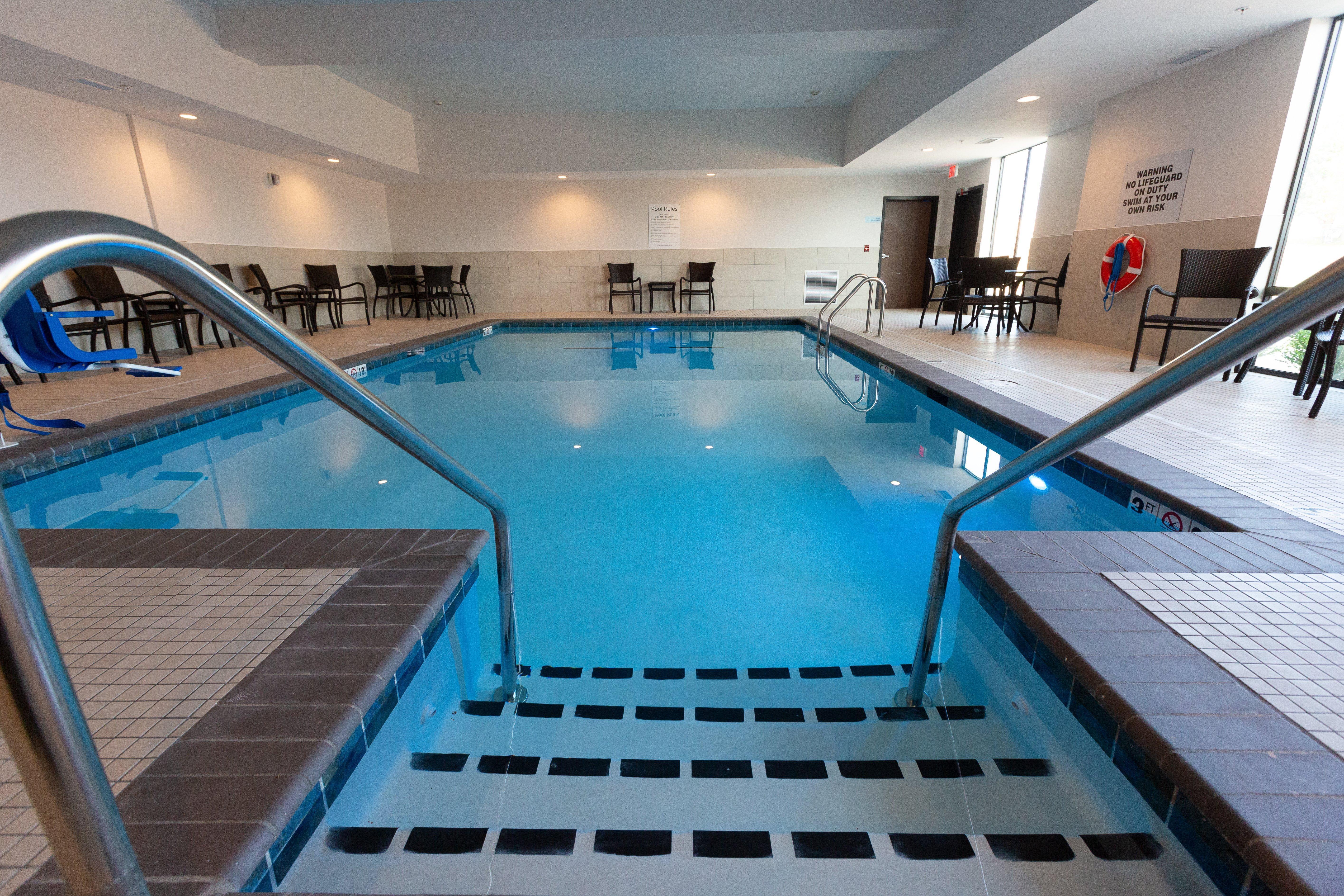 Holiday Inn Express & Suites - Kingfisher, An Ihg Hotel Esterno foto